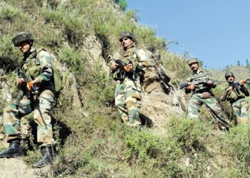 ಪುಲ್ವಾಮಾದಲ್ಲಿ ಇಬ್ಬರು ಭಯೋತ್ಪಾದಕರನ್ನು ಹೊಡೆದುರುಳಿಸಿದ ಭಾರತೀಯ ಸೇನೆ