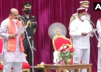 LIVE: ಕರ್ನಾಟಕದ ನೂತನ ಮುಖ್ಯಮಂತ್ರಿಯಾಗಿ ಬಸವರಾಜ ಬೊಮ್ಮಾಯಿ ಪ್ರತಿಜ್ಞಾವಿಧಿ ಸ್ವೀಕಾರ