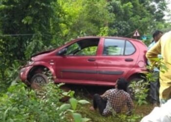 ಸುಳ್ಯದಲ್ಲಿ ಎಣ್ಣೆ ಹೊಡೆದು ಕಾರು ಚಲಾಯಿಸಿ ಮಂಜುನಾಥನ ಅವಾಂತರ..!