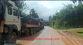 ಸಂಪಾಜೆ ಚೆಕ್ ಪೋಸ್ಟ್ ಬಳಿ ಸಾಲುಗಟ್ಟಿ ಲಾರಿಗಳು ನಿಂತಿದ್ಯಾಕೆ? ದ.ಕ ಜಿಲ್ಲಾಡಳಿತ ಮಾಡಿದ ಎಡವಟ್ಟೇನು ಗೊತ್ತಾ?