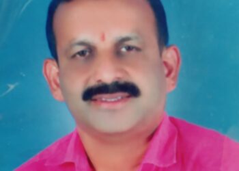 ವೀರ ಸಾವರ್ಕರ್ ಗೆ  ಅವಮಾನಿಸಿದ ಎಸ್ ಡಿ ಪಿ ಐ ಸಂಘಟನೆ ನಿಷೇಧಿಸಿ: ಹರೀಶ್ ಕಂಜಿಪಿಲಿ ಒತ್ತಾಯ