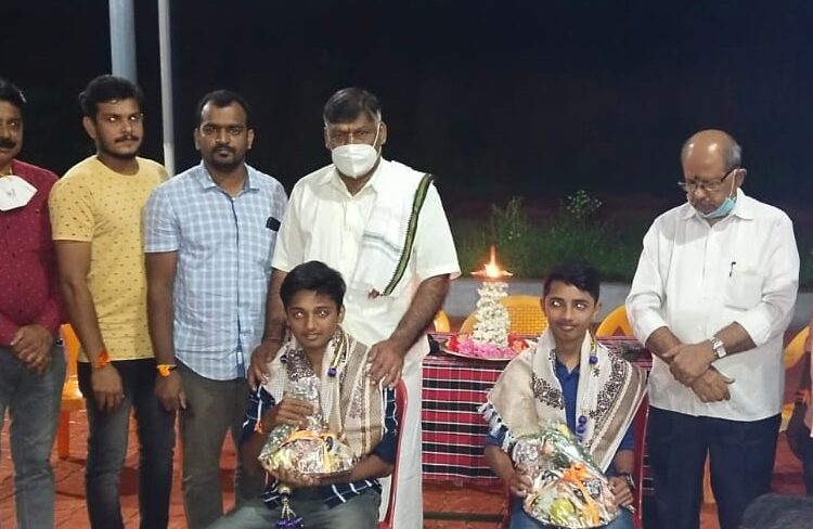 ಭಗವತಿ ಯುವ ಸೇವಾ ಸಂಘ ವತಿಯಿಂದ  ಎಸ್ಎಸ್ಎಲ್ ಸಿ ಪರೀಕ್ಷೆಯಲ್ಲಿ ಅತ್ಯಧಿಕ ಅಂಕ ಪಡೆದ ವಿದ್ಯಾರ್ಥಿಗಳಿಗೆ ಪ್ರತಿಭಾ ಪುರಸ್ಕಾರ