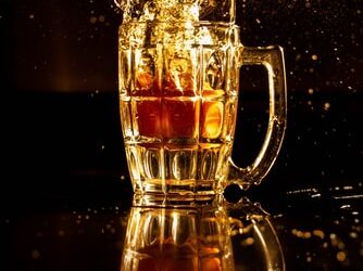 ಎರಡು ಡೋಸ್ ಲಸಿಕೆ ಪಡೆದವರಿಗೆ ಮಾತ್ರ ಮದ್ಯ ಖರೀದಿಗೆ ಅವಕಾಶ, ಮದ್ಯಪ್ರಿಯರಿಗೆ ಶಾಕಿಂಗ್ ನ್ಯೂಸ್