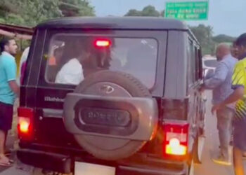 ಮಂಗಳೂರು: ವಿದ್ಯಾರ್ಥಿಗಳ ಕಾರಿನ ಮೇಲೆ ದಾಳಿ, ಐವರ ಬಂಧನ