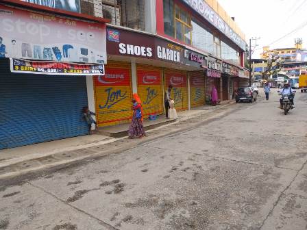 ದಕ್ಷಿಣ ಕನ್ನಡ ಜಿಲ್ಲೆಯಲ್ಲಿ ಹೇರಿದ್ದ ವೀಕೆಂಡ್ ಕರ್ಫ್ಯೂ ರದ್ದು, ರಾತ್ರಿ ಕರ್ಫ್ಯೂ ಎಂದಿನಂತೆ ಮುಂದುವರಿಕೆ