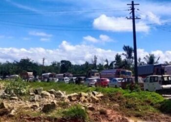 ಗ್ಯಾಸ್ ಟ್ಯಾಂಕರ್ ಪಲ್ಟಿ : ಶಿರಾಡಿ ಘಾಟ್ ರಸ್ತೆ ಬಂದ್