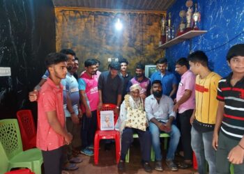ಗೂನಡ್ಕ: ರೋಯಲ್ ಫ್ರೆಂಡ್ಸ್  ವತಿಯಿಂದ ಗಾಂಧಿ ಜಯಂತಿ ಆಚರಣೆ