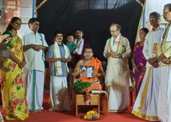 ಹಿರಿಯ ಪತ್ರಕರ್ತ ಲಕ್ಷ್ಮೀ ಮಚ್ಚಿನ ಅವರ ರಂಗಾಂತರಂಗ ಪುಸ್ತಕ ಬಿಡುಗಡೆ