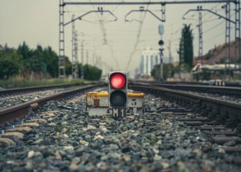 ಸಮಯ ಪ್ರಜ್ಞೆ ಮೆರೆದ ಚಾಲಕ, ಸುಬ್ರಹ್ಮಣ್ಯದಲ್ಲಿ ತಪ್ಪಿತು ಭಾರಿ ರೈಲು ದುರಂತ