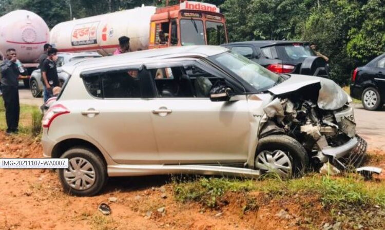 ಗೋಳಿತ್ತೊಟ್ಟು: ಕಾರುಗಳ ನಡುವೆ ಮುಖಾಮುಖಿ ಡಿಕ್ಕಿ, ನಾಲ್ವರಿಗೆ ಗಂಭೀರ ಗಾಯ