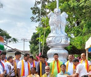 ಜಯಾನಂದ ಸಂಪಾಜೆ ಸೇರಿದಂತೆ 57 ಸಾಧಕರಿಗೆ ಜಿಲ್ಲಾ ರಾಜ್ಯೋತ್ಸವ ಪ್ರಶಸ್ತಿ ಪ್ರದಾನ