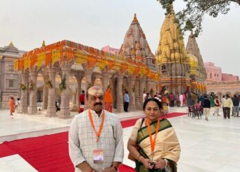 ಮುಖ್ಯಮಂತ್ರಿ ಬಸವರಾಜ ಬೊಮ್ಮಾಯಿ ದಂಪತಿಯಿಂದ ಕಾಶಿ ವಿಶ್ವನಾಥನ ದರ್ಶನ