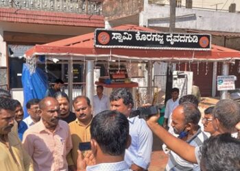 ಕೊರಗಜ್ಜನ ಗುಡಿಯೊಳಗೆ ಕಾಂಡೋಮ್ ಹಾಕಿ ಅಪವಿತ್ರಗೊಳಿಸಿದ ದುಷ್ಕರ್ಮಿಗಳು..!