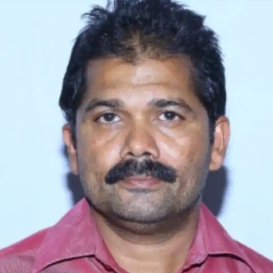 ಮಹಿಳೆಯ ಜತೆ ರಾಸಲೀಲೆ, ಹಣಕ್ಕಾಗಿ ಬ್ಲ್ಯಾಕ್ ಮೈಲ್, ಗಂಡನಿಂದ ಪೊಲೀಸ್ ದೂರು