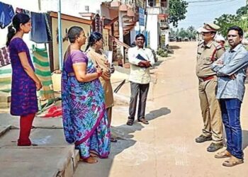 ಹೆಣ್ಣು ಮಕ್ಕಳು ಬೆಳಗ್ಗೆ ನೈಟಿ ಹಾಕಿದ್ರೆ 2 ಸಾವಿರ ರೂ. ದಂಡ..!