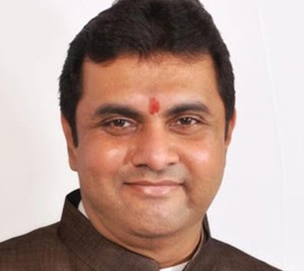 ಕಾಂಗ್ರೆಸ್ ಗೆ ಪ್ರಮೋದ್ ಮಧ್ವರಾಜ್ ಗುಡ್ ಬೈ