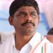 ಡಿಕೆ ಸುರೇಶ್ ಎಳೆದಾಡಿ ಬಸ್‌ ಗೆ ತುಂಬಿದ ಪೊಲೀಸರು..!