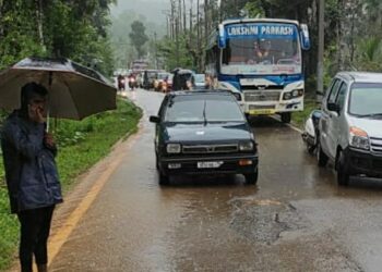 ಭಾಗಮಂಡಲ ಸಂಪರ್ಕ ರಸ್ತೆ ಸಂಚಾರ ಸ್ಥಗಿತ