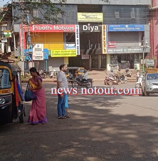 ಉದ್ವಿಗ್ನ ಹಿನ್ನೆಲೆ: ಸುಳ್ಯ ಬಂದ್..ಶಾಲಾ, ಕಾಲೇಜುಗಳಿಗೆ ರಜೆ