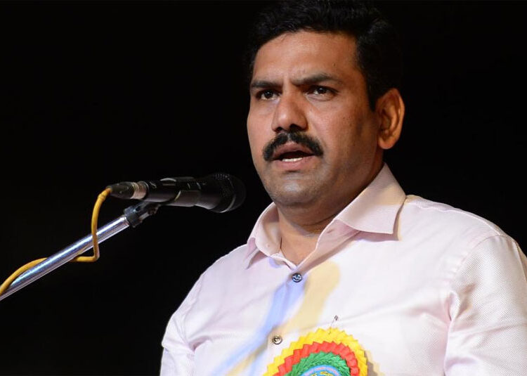 ಪ್ರವೀಣ್ ಕುಟುಂಬಕ್ಕೆ ಸುಸಜ್ಜಿತ ಮನೆ ಕಟ್ಟಿ ಕೊಡುತ್ತೇವೆ: ವಿಜಯೇಂದ್ರ