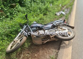 ಸಂಪಾಜೆ: ಓವರ್ ಟೆಕ್ ಮಾಡುವ ಭರದಲ್ಲಿ ಬೈಕ್ ಗೆ ಗುದ್ದಿದ ಲಾರಿ