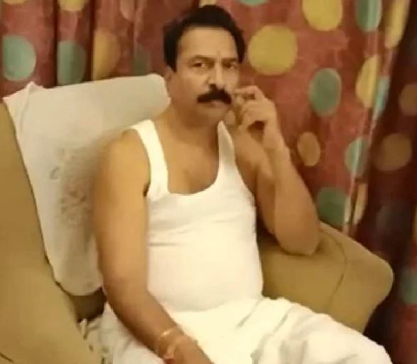 ಯುವತಿಗೆ ಪಾಠ ಮಾಡ್ತೀನಿ ಅಂತ ಲಾಡ್ಜ್ ಗೆ ಕರೆದೊಯ್ದ ಬಿಜೆಪಿ ಮುಖಂಡ
