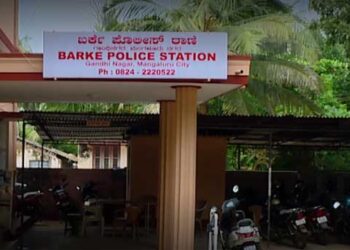 ಹೆತ್ತ ತಾಯಿಯ ಮನೆಯನ್ನು ಜೆಸಿಬಿ ತಂದು ಕಡೆವಿದನೇ ಮಗ?