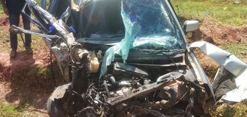 ಸರಣಿ ಅಪಘಾತ, ಎರಡು ಕಾರಿನಲ್ಲಿದ್ದವರಿಗೆ ಗಂಭೀರ ಗಾಯ