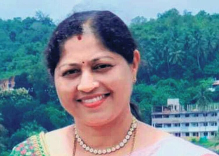 ಅಪರಿಚಿತ ವ್ಯಕ್ತಿಯ ಪ್ರಾಣ ರಕ್ಷಿಸಿದ ನೆಲ್ಯಾಡಿಯ ಉಪನ್ಯಾಸಕಿ