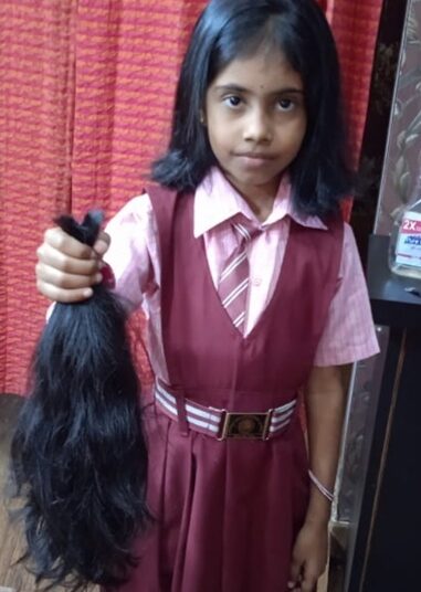 ಸುಳ್ಯ: ಕ್ಯಾನ್ಸರ್ ಪೀಡಿತರಿಗೆ ತನ್ನ ಕೇಶವನ್ನೇ ದಾನ ಮಾಡಿದ ಬಾಲಕಿ