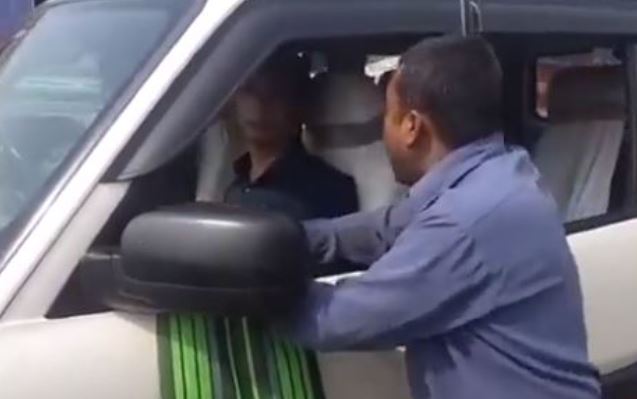 ರೇಷನ್ ಕಾರ್ಡ್ ನಲ್ಲಿ ‘ದತ್ತಾ’ ಬದಲಿಗೆ ‘ಕುತ್ತಾ’ , ಪ್ರತಿಕ್ರಿಯೆ ಬೌ ಬೌ..!