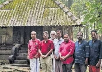 ಹಿಂದೂ-ಮುಸ್ಲಿಂ ಸೇರಿ ಶಿವನ ಸನ್ನಿಧಿಯ ಜೀರ್ಣೋದ್ದಾರ ಮಾಡಿದ್ರು