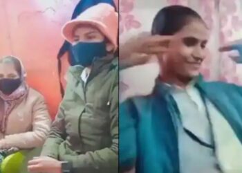 ಸೊಂಟ ಬಳುಕಿಸಿದ ನಾಲ್ವರು ಮಹಿಳಾ ಪೊಲೀಸರ ವರ್ಗಾವಣೆ