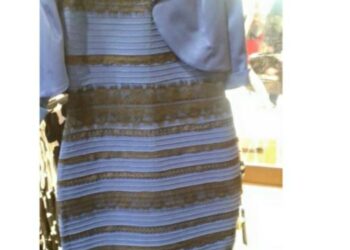 ನಿಮ್ಮ ಕಣ್ಣಿಗೆ ನೀಲಿ ಬಣ್ಣ ನಿಮ್ಮ ಸ್ನೇಹಿತರಿಗೆ ಕಾಣುತ್ತೆ ಬಿಳಿ ಬಣ್ಣ..! ಇದೆಂಥಾ ವಿಚಿತ್ರ ಡ್ರೆಸ್‌..!