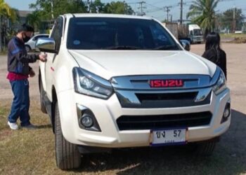 ಶೌಚಾಲಯಕ್ಕೆ ಹೋದ ಹೆಂಡತಿಯನ್ನೇ ಮರೆತು ಹೋದ ಗಂಡ..!