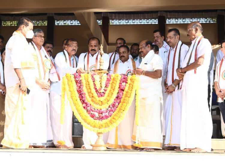 ಮೂಡಬಿದಿರೆ: 20ನೇ ವರ್ಷದ “ಕೋಟಿ-ಚೆನ್ನಯ” ಜೋಡುಕರೆ ಕಂಬಳಕ್ಕೆ ಅದ್ದೂರಿ ಚಾಲನೆ