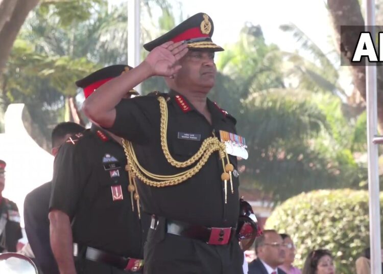 ಇಂದು ಭಾರತೀಯ ಸೇನಾದಿನ : ಸೇನಾ ಪರೇಡ್ ಮೊಟ್ಟ-ಮೊದಲ ಬಾರಿಗೆ ದೆಹಲಿಯಿಂದ ಬೆಂಗಳೂರಿಗೆ ಸ್ಥಳಾಂತರ ! ಕಾರಣವೇನು?