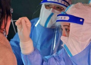 ನ್ಯೂ ಇಯರ್ ಸೆಲೆಬ್ರೇಷನ್ ನಲ್ಲಿ ಕೊರೊನಾ ನಿಯಮ ಉಲ್ಲಂಘನೆ, ಆರೋಗ್ಯ ಇಲಾಖೆಗೆ ತಲೆಬಿಸಿ