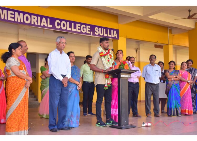 ಎನ್ಎಮ್ ಸಿ ವಿದ್ಯಾರ್ಥಿ ಪ್ರೋ ಕಬಡ್ಡಿ 2022ರ ಚಾಂಪಿಯನ್ ತಂಡದ ಆಟಗಾರ ಅಭಿಷೇಕ್ ಎಸ್ ಗೆ ಅದ್ದೂರಿ ಸ್ವಾಗತ