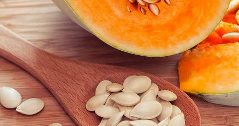 ಸಿಹಿ ಕುಂಬಳಕಾಯಿ ಬೀಜವನ್ನು ಬಿಸಾಡುತ್ತಿದ್ದೀರಾ?ಅದರ ಪ್ರಯೋಜನಗಳನ್ನು ತಿಳಿದುಕೊಂಡರೆ ಮತ್ತೆಂದೂ ಎಸೆಯುವುದಕ್ಕೆ ಮನಸ್ಸೇ ಬಾರದು