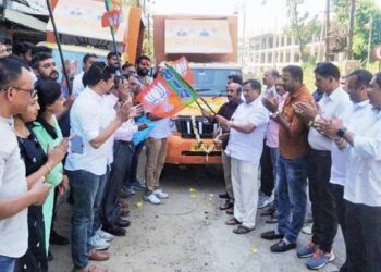 ಬಿಜೆಪಿ ಪ್ರಗತಿರಥಯಾತ್ರೆಗೆ ಮಡಿಕೇರಿಯಲ್ಲಿ ಕೆ.ಜಿ.ಬೋಪಯ್ಯ ಚಾಲನೆ