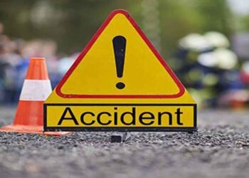 ಬಸ್‌- ಕಾರು ಡಿಕ್ಕಿಯಾಗಿ 30 ಮಂದಿ ಸಾವು