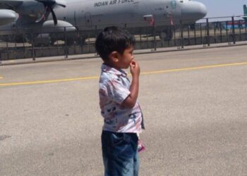 ಏಷ್ಯಾದ ಅತಿದೊಡ್ಡ ಏರ್‌ ಶೋ ಗೆ ಇಂದು ತೆರೆ, ಆಗಸದಲ್ಲಿ ಲೋಹದ ಹಕ್ಕಿಗಳ ಚಿತ್ತಾರಕ್ಕೆ ಜನ ಫಿದಾ