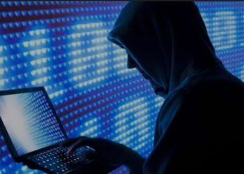 ಫೇಸ್‌ಬುಕ್‌ ಬಳಸಿ ಬರೋಬ್ಬರಿ 7.63 ಲಕ್ಷ ರೂಪಾಯಿ ದೋಚಿದ ಖದೀಮರು..! ಫೇಸ್‌ಬುಕ್ ಬಳಕೆದಾರರೇ ಹುಷಾರ್‌..