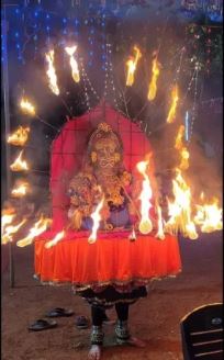 ಹತ್ತಾರು ದೊಂದಿಯೊಂದಿಗೆ ಪ್ರತ್ಯಕ್ಷವಾದ ಪಂಜುರ್ಲಿ ದೈವ,ವಿಡಿಯೋ ವೈರಲ್