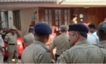 ತನ್ನಿಬ್ಬರು ಮಕ್ಕಳೊಂದಿಗೆ ಆತ್ಮಹತ್ಯೆಗೆ ಯತ್ನಿಸಿದ ತಾಯಿ,ಬದುಕುಳಿದ ಓರ್ವ ಪುತ್ರಿ