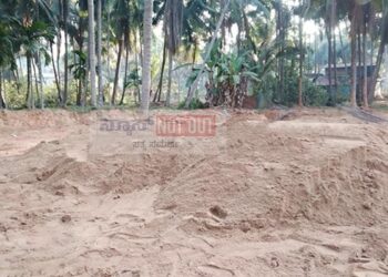 ಮರಳು ಮಾಫಿಯಾಕ್ಕೆ ಬಿಸಿ ಮುಟ್ಟಿಸಿದ ಪೊಲೀಸರು; ಟಿಪ್ಪರ್, ಮರಳು ವಶ