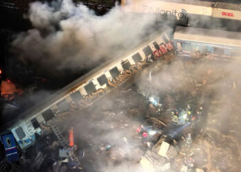 ರೈಲುಗಳ ನಡುವೆ ಢಿಕ್ಕಿ: ಅಪಘಾತದ ತೀವ್ರತೆಗೆ ಭೂಕಂಪನದ ಅನುಭವ..!